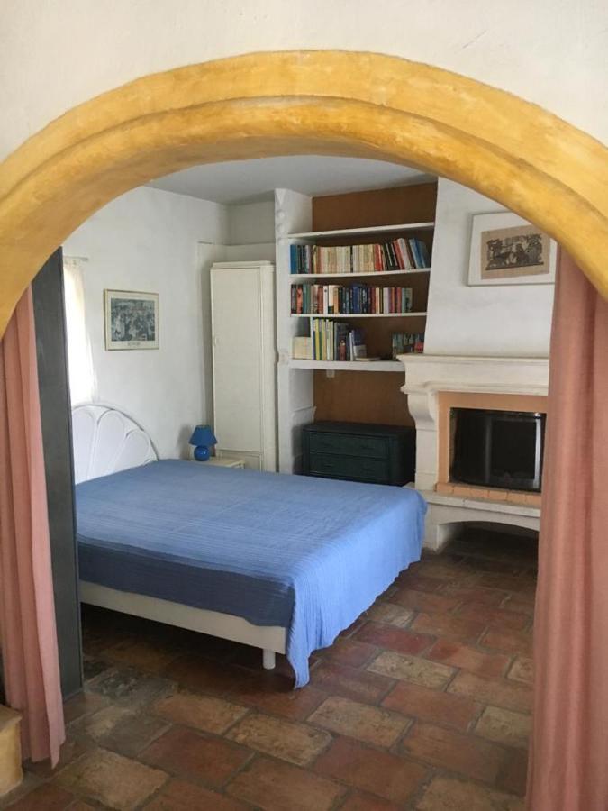 Les Amandiers Sainte-Maxime Extérieur photo
